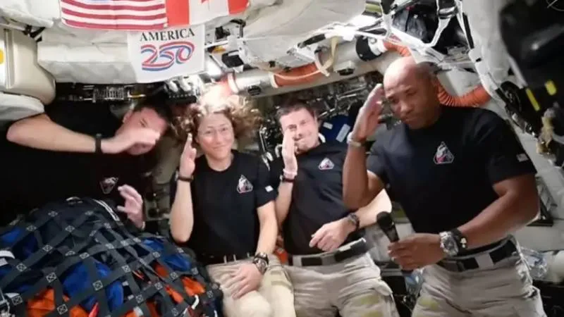 Artemis'ten en uzak mesafe rekoru: Ay'a yolculuğunda Dünya'dan 406 bin 700 kilometre uzaklaştı!