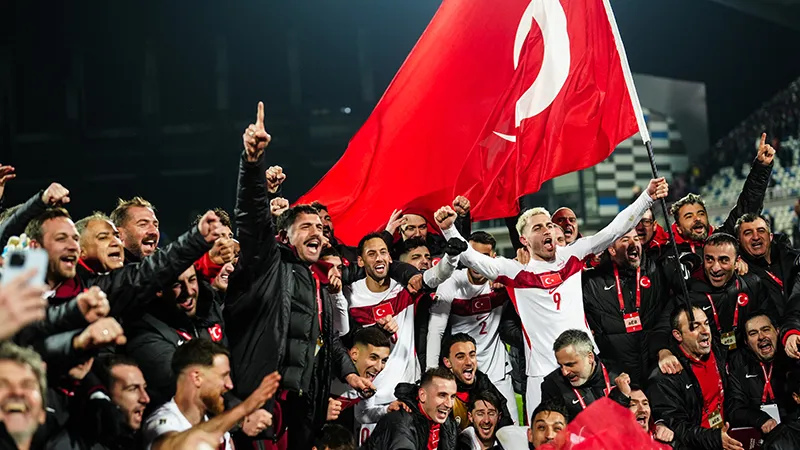 Spor yazarları Kosova-Türkiye maçını değerlendirdi: Bu yaz doğru dürüst uyku yok bize
