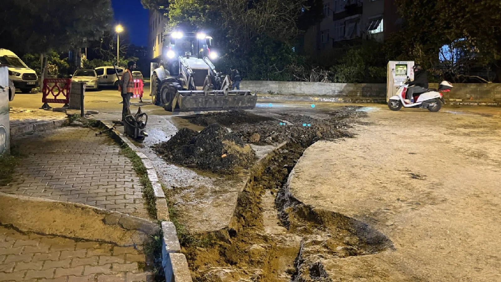 İstanbul'daki doğalgaz kazısında mühimmat bulundu; havan topu olduğu değerlendiriliyor