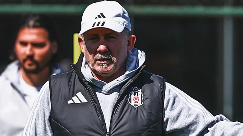 RT @T24spor: Sergen Yalçın 23 ismi kadroda düşünmüyor; işte o isimler!