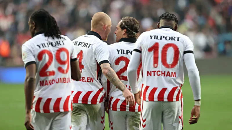 Resmi açıklama: Samsunspor'da 4 futbolcuya veda