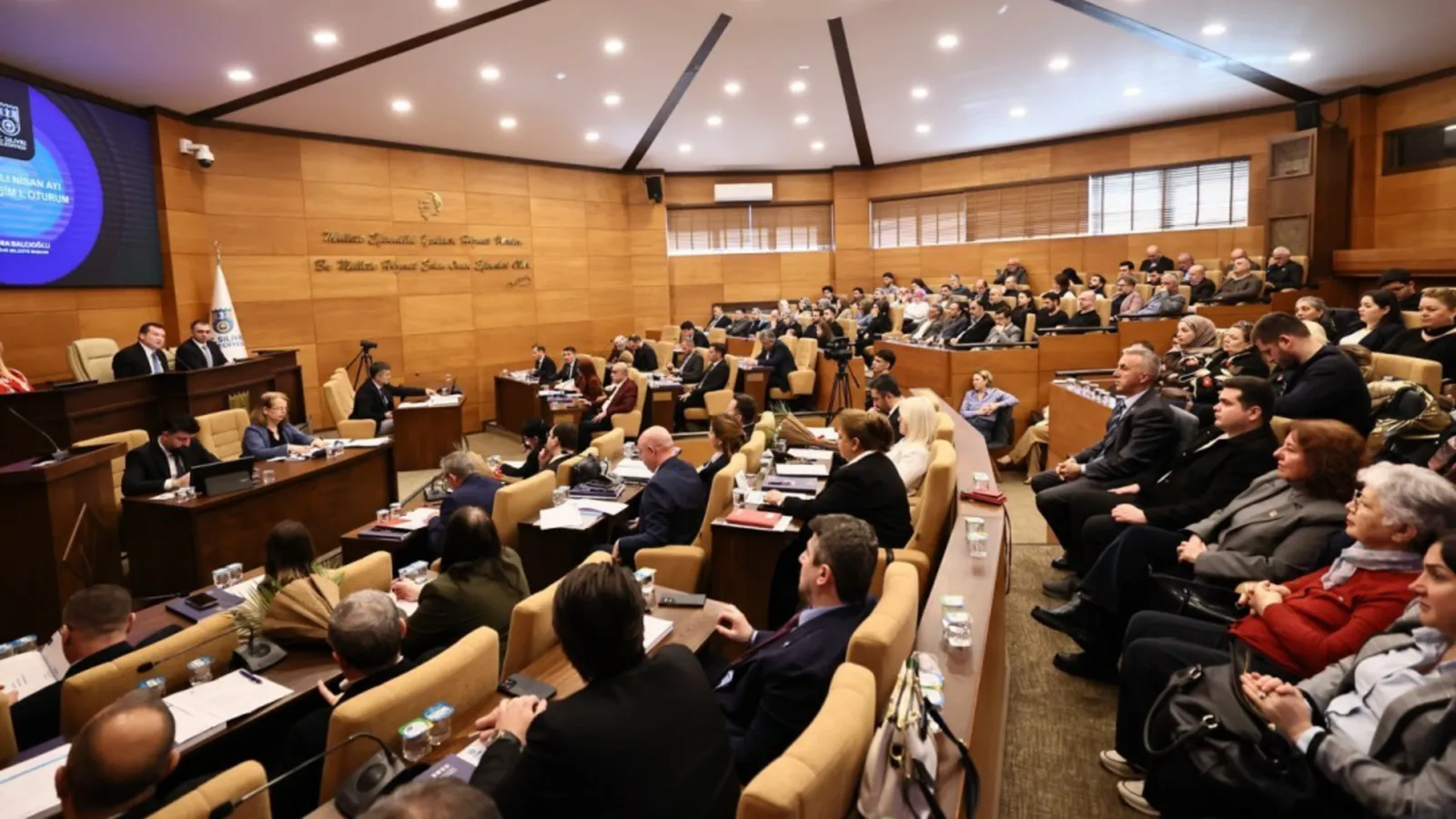 Silivri Belediyesi'nde yeni dönem: Başkanvekilleri ve komisyon üyeleri belli oldu