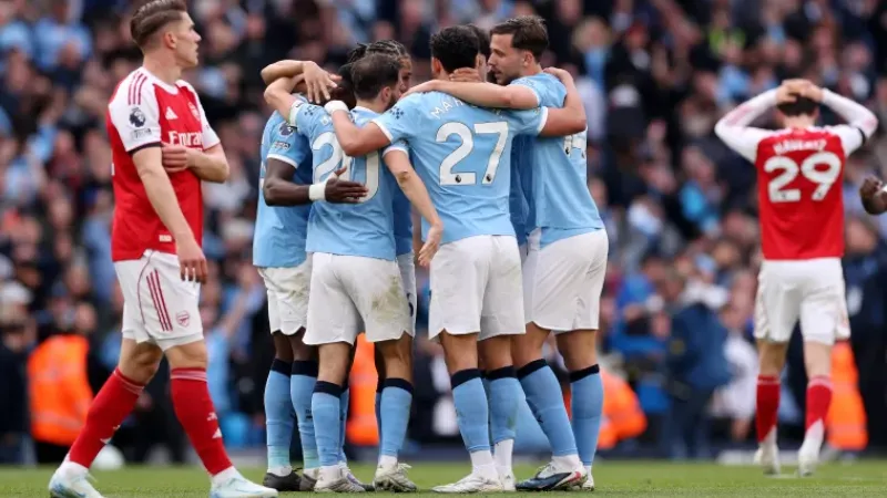 Manchester City, lider Arsenal'i devirdi, şampiyonluk yarışında rüzgârı arkasına aldı!