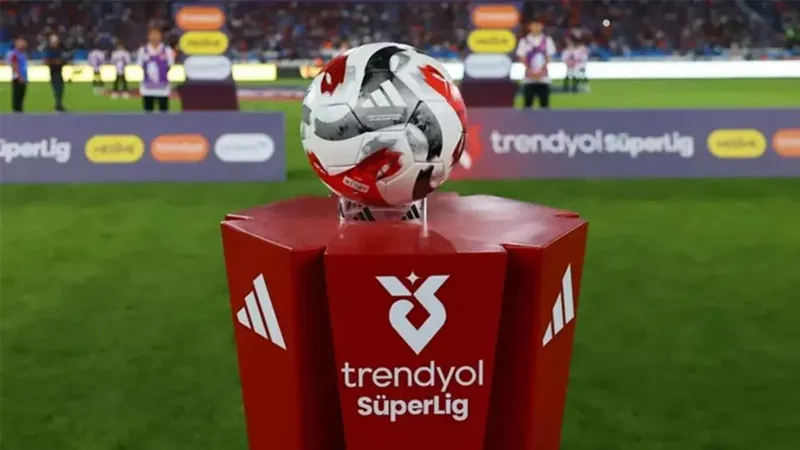 Süper Lig'de küme düşme hattı yangın yeri