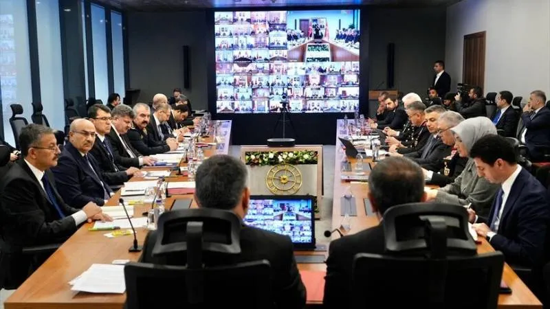 Gündem okul saldırıları | Bakanlar Çiftçi ve Tekin, 81 il valisiyle görüştü: İşte alınan kararlar...