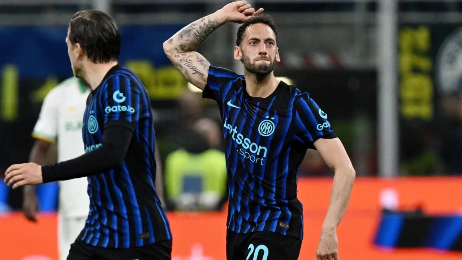 Hakan Çalhanoğlu'nun gol kaydettiği maçta Inter, Roma'yı sahadan sildi