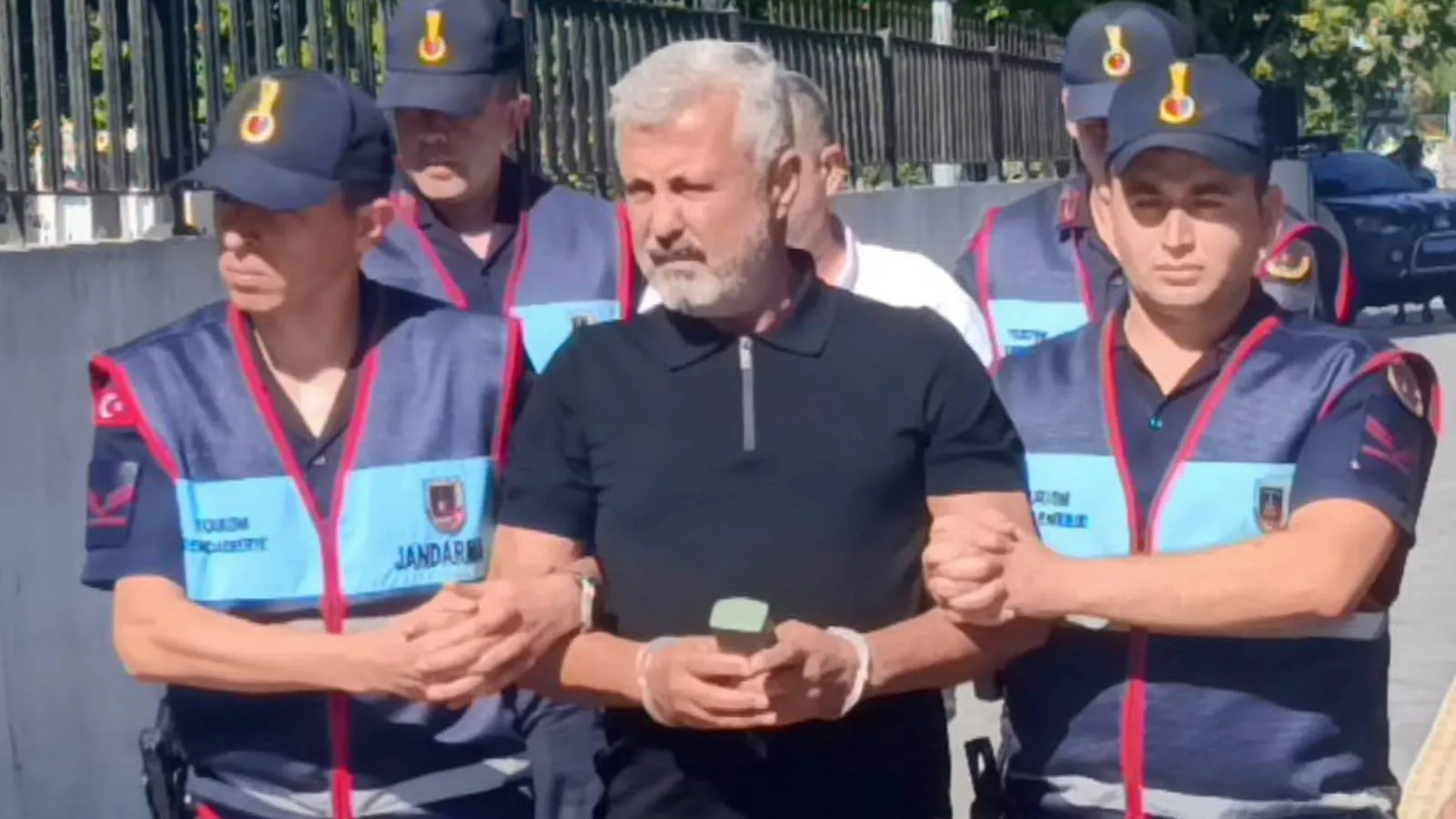 Manavgat Belediyesi'ne yönelik soruşturmada 5 yeni tutuklama