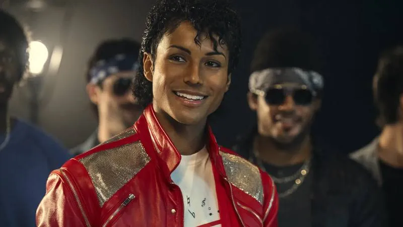 Michael Jackson filmi sonunda gösterime giriyor: Pop yıldızının hikâyesinin tartışmalı yanları da anlatılacak mı?