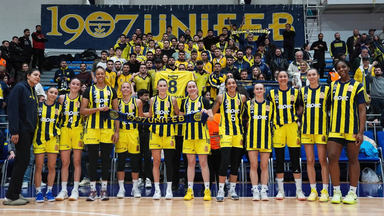 Fenerbahçe Opet, Galatasaray Çağdaş Faktoring'i ikinci kez devirerek avantajı bırakmadı
