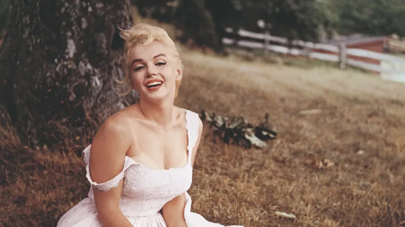 Hollywood ikonu Marilyn Monroe’nun hiç görülmemiş eşyaları sergiyle gün yüzüne çıkıyor