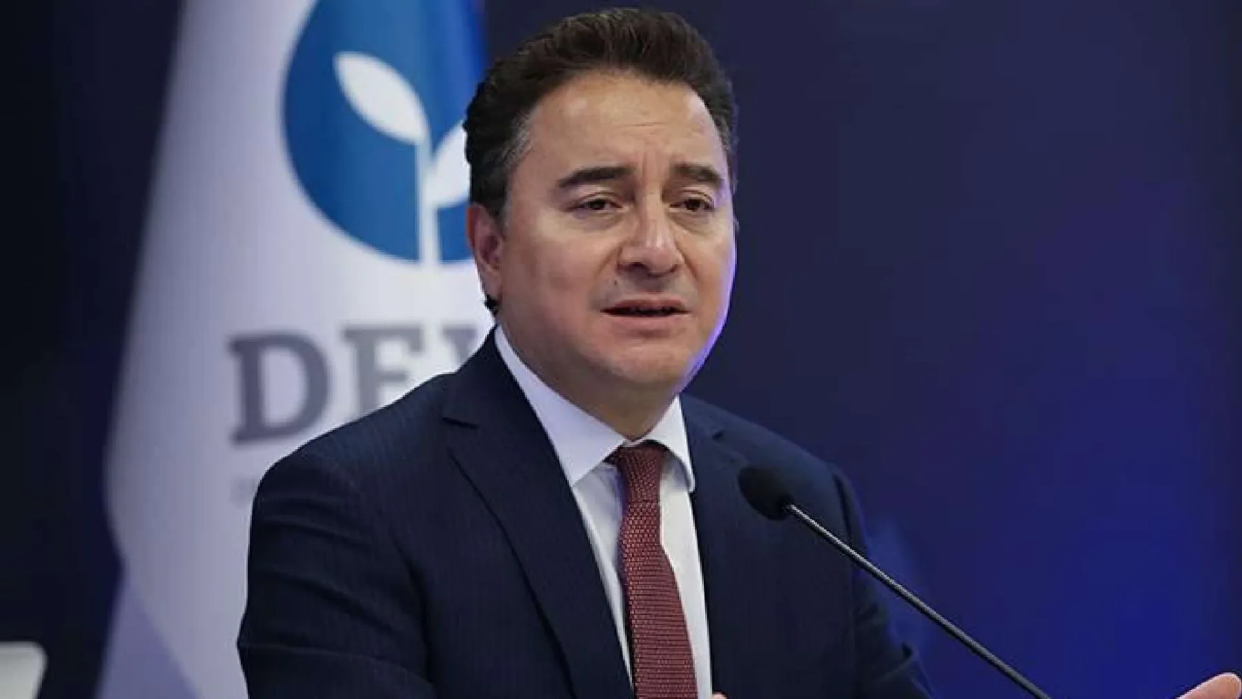 Ali Babacan: Ülkeyi CHP'ye bırakmak istemiyoruz