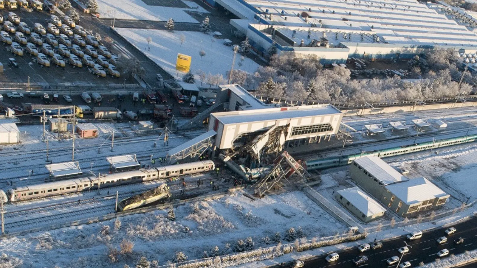 Ankara'daki yüksek hızlı tren kazası davası: Bilirkişi raporu beklenecek