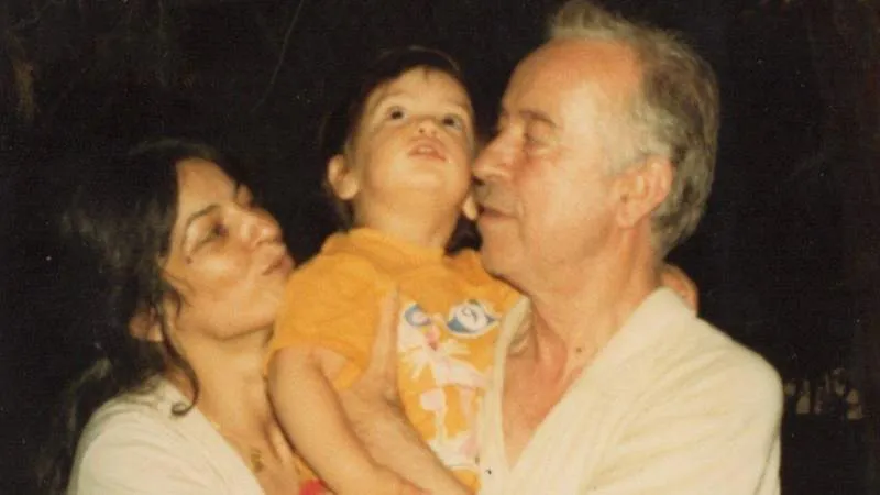 Serpil Atılgan, Yusuf Atılgan'ın eşi ve Anayurt Oteli'nin gizemli kadını, 84 yaşında vefat etti