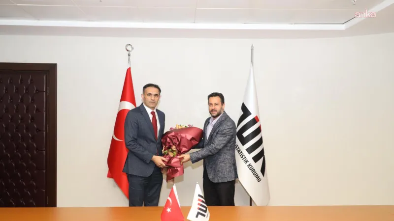TÜİK’te devir teslim: Çetinkaya görevi Arabacı’ya devrederken koltuk olmaması dikkat çekti