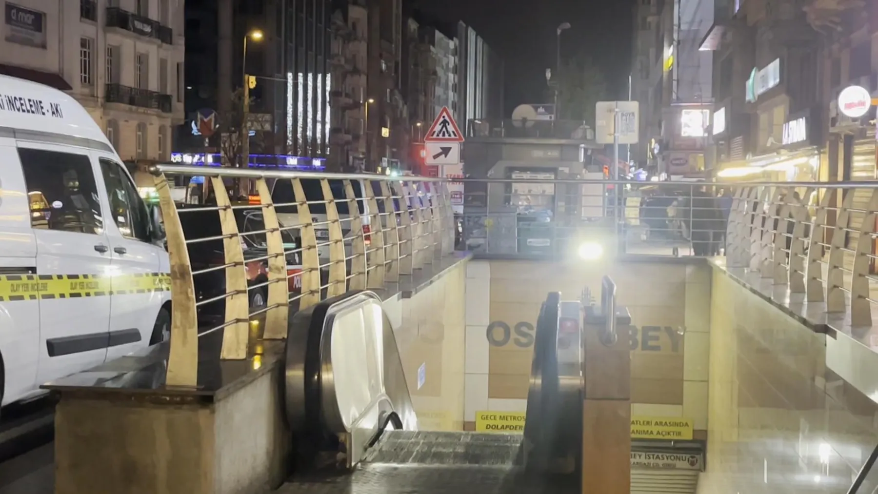 İstanbul’da metro raylarına düşen 22 yaşındaki adam hayatını kaybetti!
