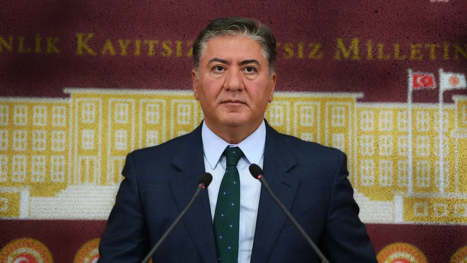 CHP'li Emir: Önünüze mührü basacağınız parti amblemi koymak boynumuzun borcudur