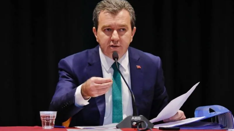 Eski AKP’li başkan, belediye personelini silahla tehdit etti iddiası: Soruşturma başlatıldı