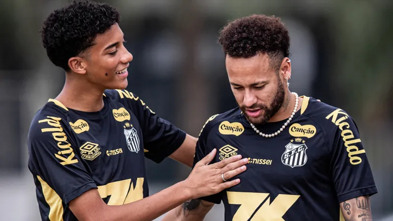 Antrenmanda Robinho'nun oğluna saldıran Neymar için soruşturma başlatıldı