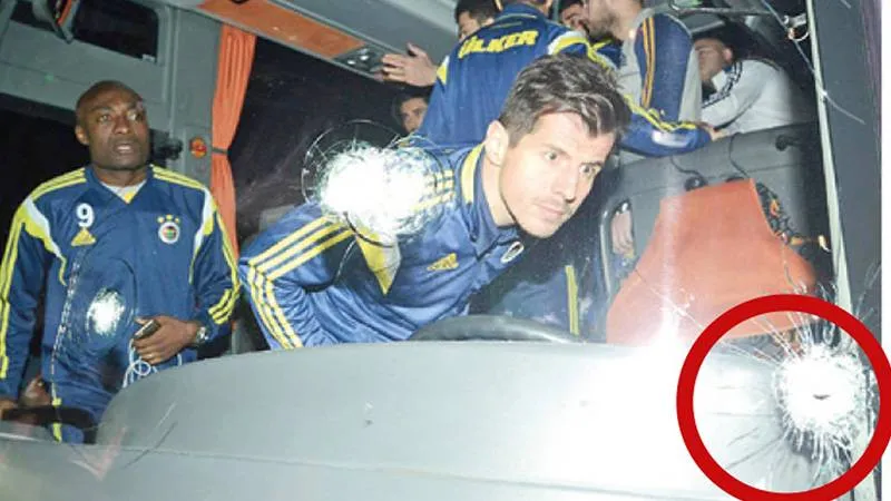 AYM, Fenerbahçe takım otobüsüne saldırıya ilişkin başvuruda "ihlal yok" kararı verdi