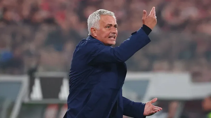 RT @T24spor: Mourinho'nun transfer listesinin ilk sırasında Galatasaraylı yıldız var!