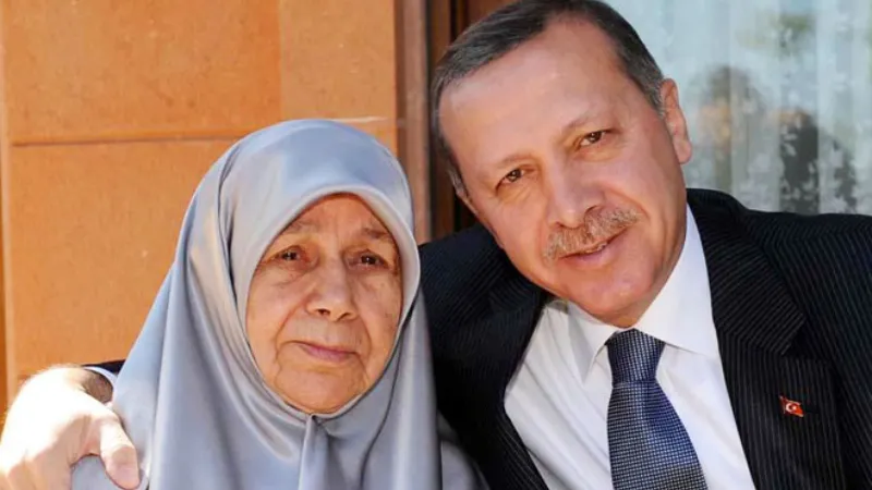 Erdoğan'dan Anneler Günü mesajı: Annelerimizin gayretleriyle ‘Türkiye Yüzyılı’ idealimize ulaşacağımıza yürekten inanıyorum