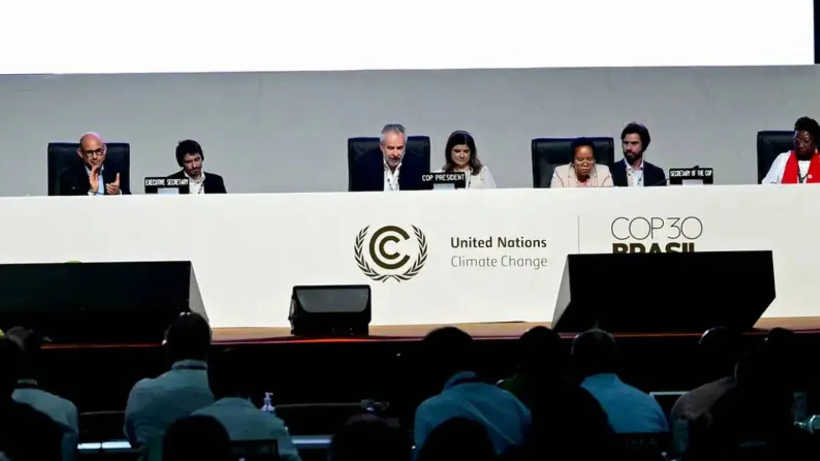 Türkiye, COP31 brifingine Güney Kıbrıs'ı davet etmedi; AB'nin girişimi üzerine 'dışlamama' sözü verdi