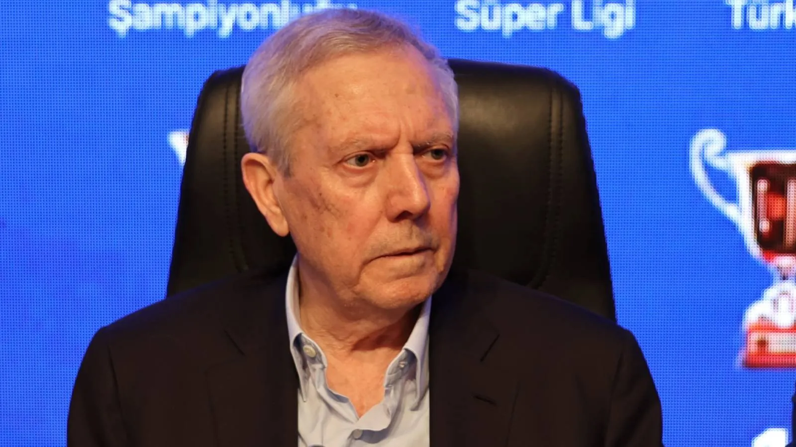 RT @T24spor: Aziz Yıldırım: Bu düzen böyle devam ederse Fenerbahçeli çocuklar az olacak