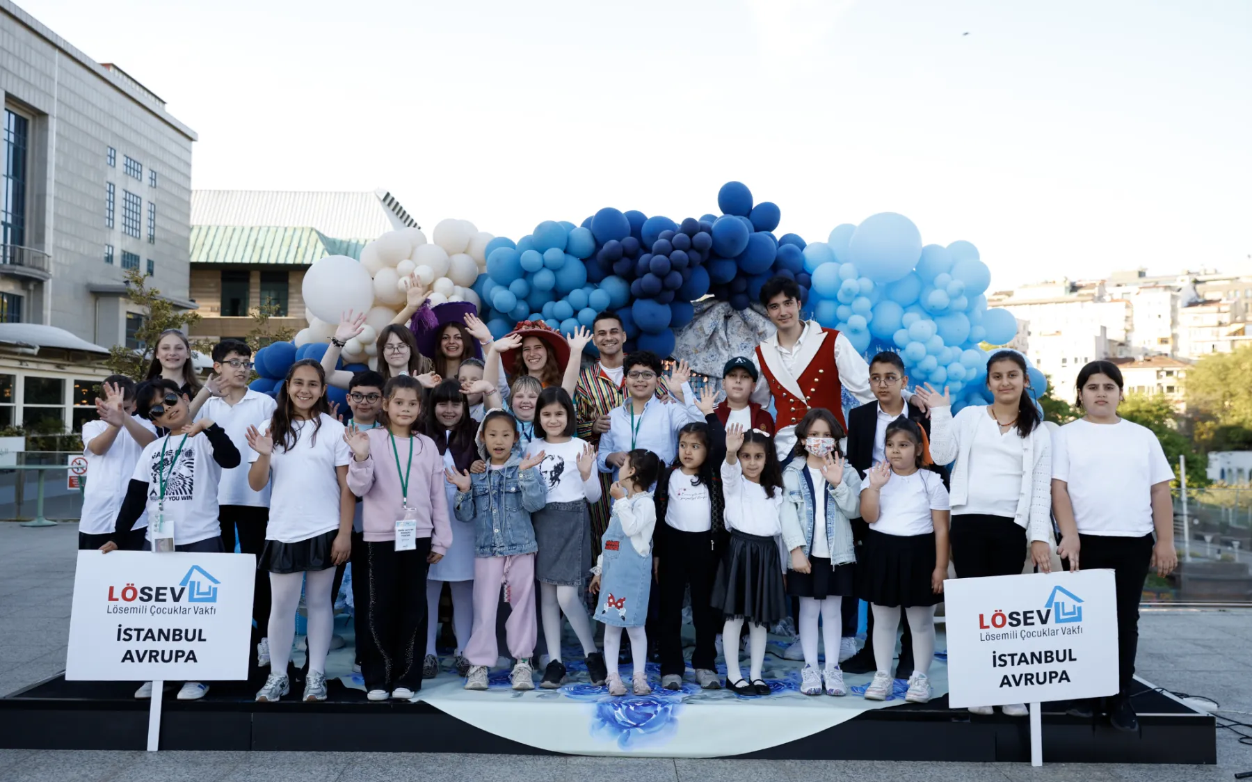 LÖSEV’in Uluslararası Lösemili Çocuklar Haftası’nda çocuklar Bursa ve İstanbul’da buluştu