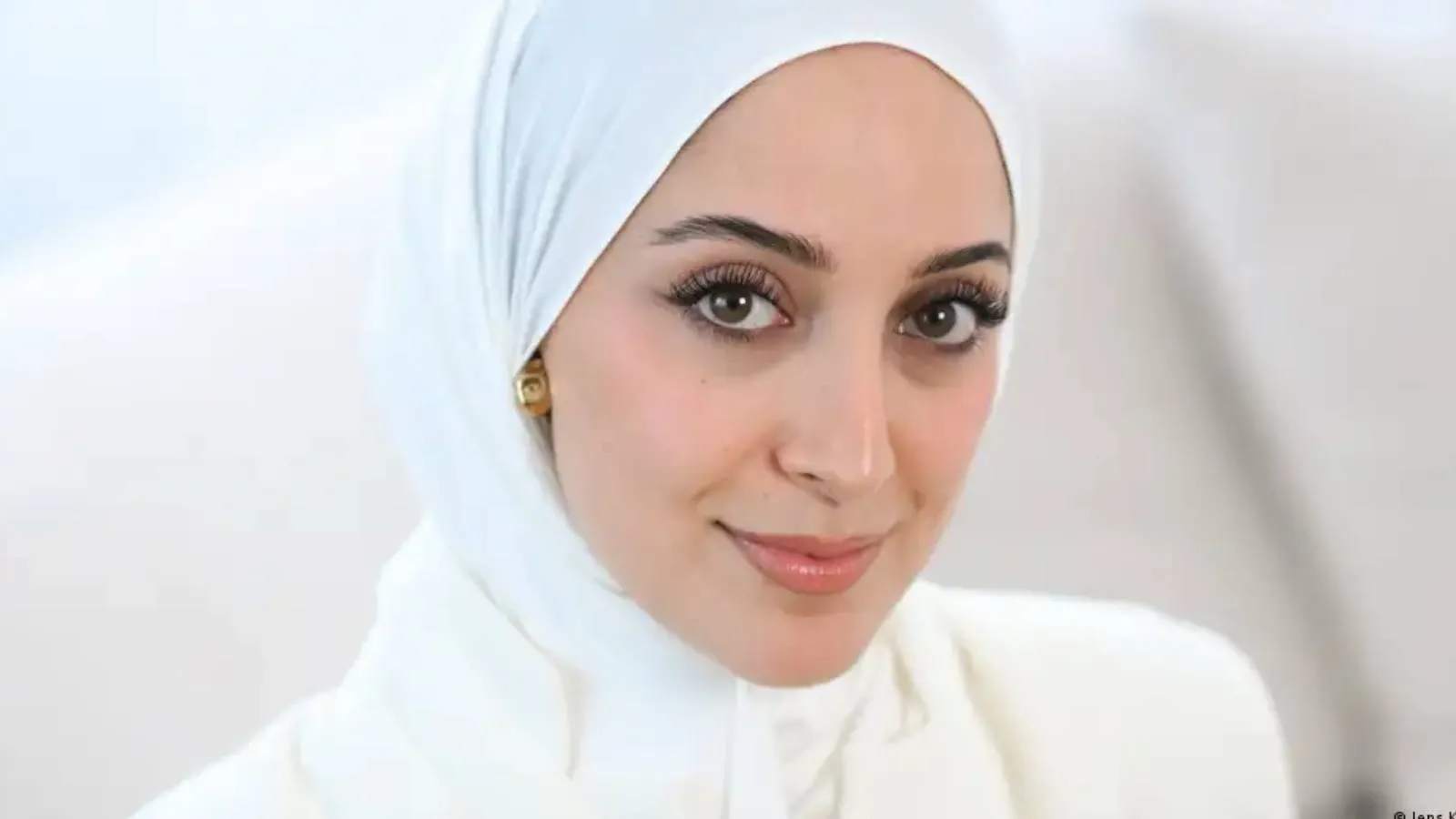 Başörtülü Miss Germany adayı AfD'yle nasıl mücadele etti?
