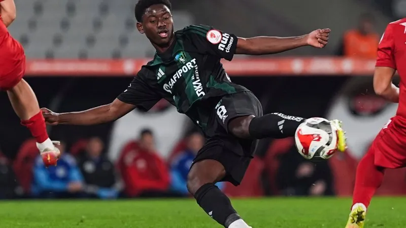 Kocaelispor, Habib Keita'nın satın alma opsiyonunu kullandı