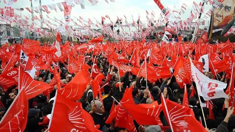 CHP'li il başkanlarından ortak açıklama: İktidar ahlaki değerlerinin tamamını yitirmiş haldedir, karanlık odakların siyaseti dizayn etmesine izin vermeyeceğiz