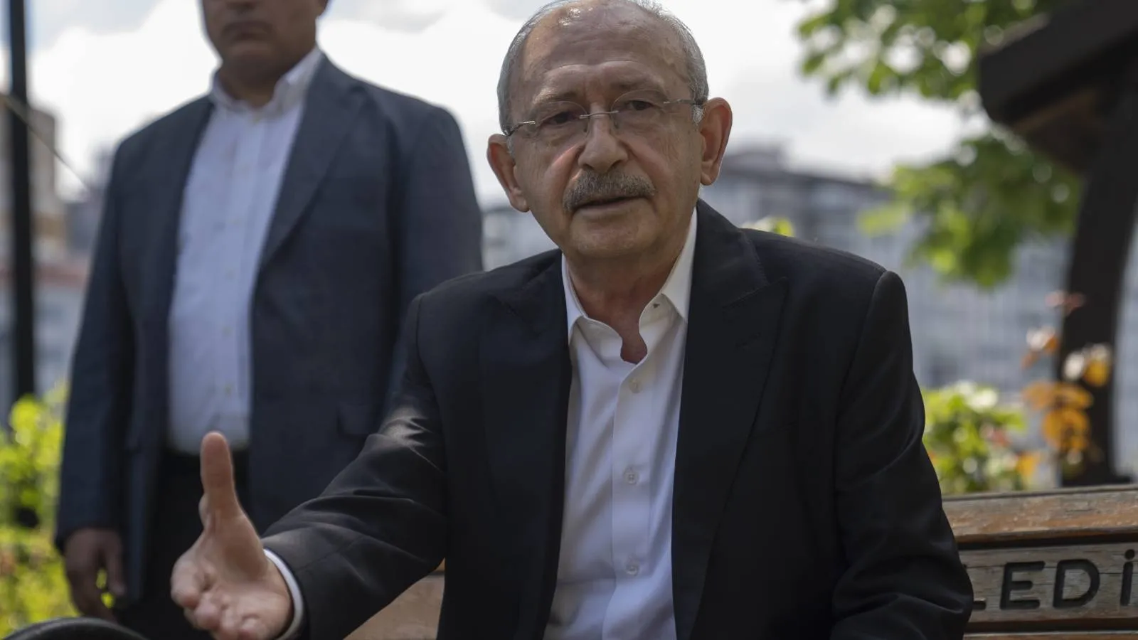 Kılıçdaroğlu "Tedbir kararı kalktıktan sonra kurultay yapılır” dedi, Özel’in sandık çağrısına yanıt verdi: Mahkeme kararına uyacağız, halka bütün gerçekleri anlatacağım
