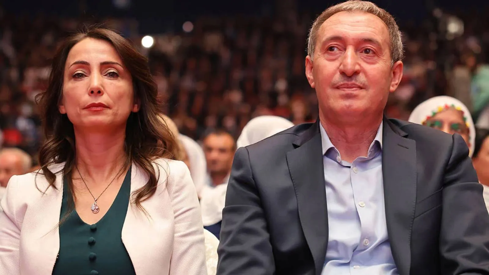 DEM Parti, hem Kılıçdaroğlu’nun hem de Özel’in heyetiyle bayramlaşmama kararı aldı