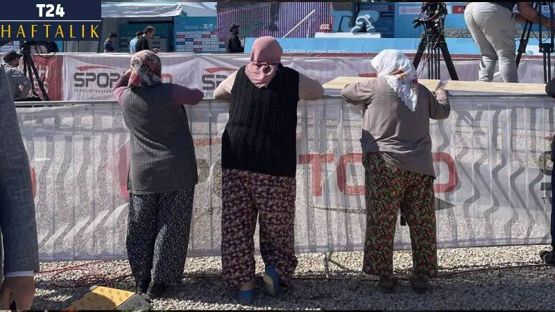 Nereye bakıyor bu kadınlar?