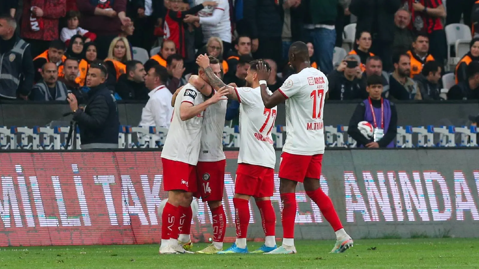 Süper Lig'e yükselen üçüncü ve son takım Çorum FK oldu