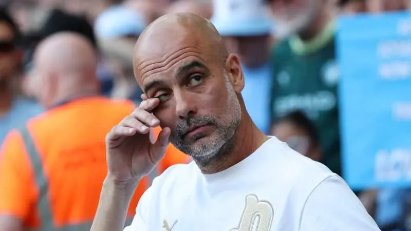 Pep Guardiola, 10 yılın ardından City'ye gözyaşlarıyla veda etti: Çok yorgunum, cidden çok yorgunum