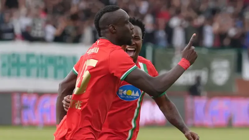 RT @T24spor: Mbaye Diagne'den Süper Lig sözleri: gol rekorunu yeniden kıracağım; dönüyorum