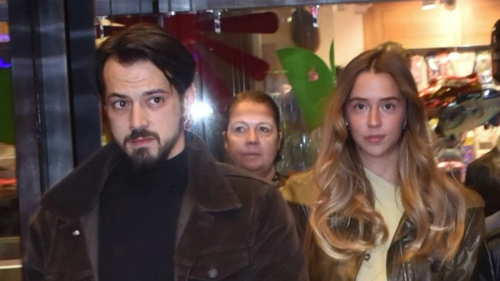 Ünlü oyuncu Mert Yazıcıoğlu'ndan "yeni aşk" açıklaması: Oldukça mutluyuz...