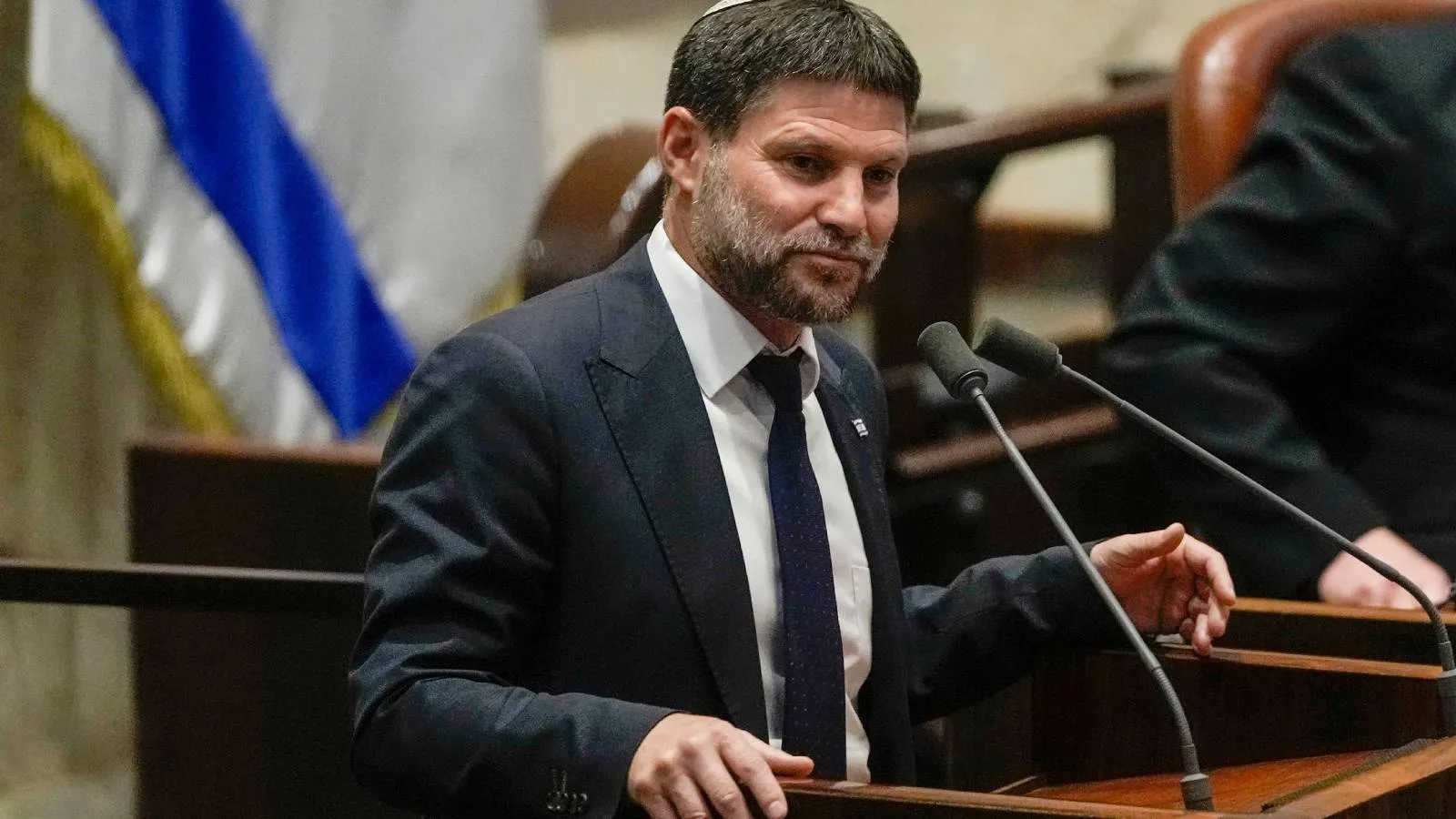 İsrailli Bakan, UCM'nin kendisi için gizli tutuklama emri çıkardığını duyurdu: Misilleme olarak Filistin köyü için sürgün emri verdi!
