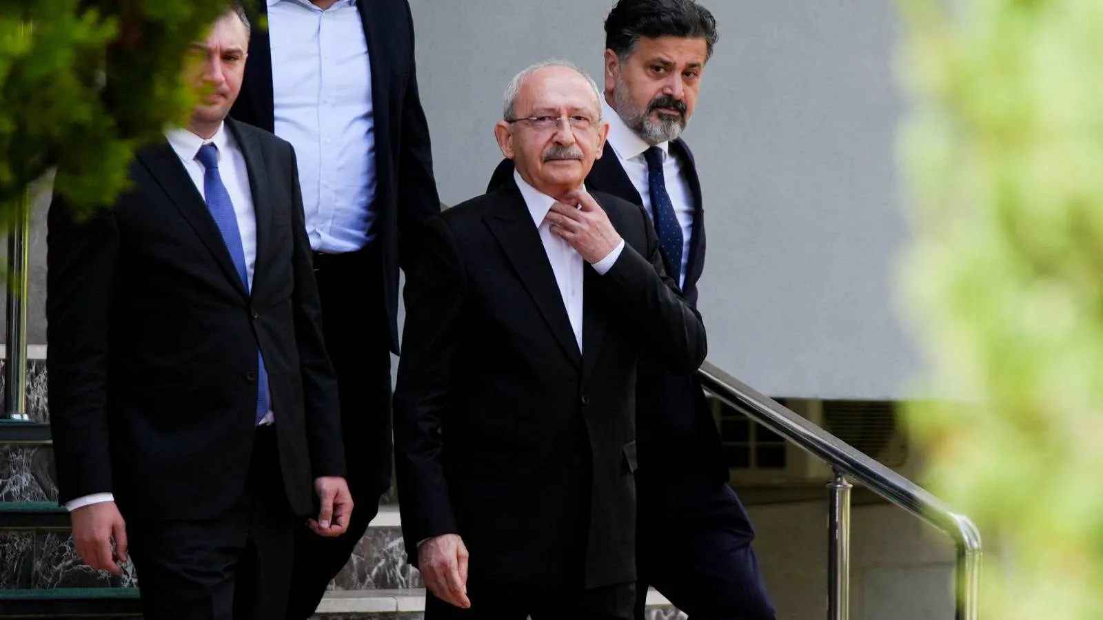 Kılıçdaroğlu, 'mutlak butlan' kararı sonrası ilk kez kamera karşısına geçti: Özgür Bey'in yeni görevi hayırlı olsun; CHP ahlâki değerlerini korumak zorunda, kuruluş kodlarına kavuşturacağız