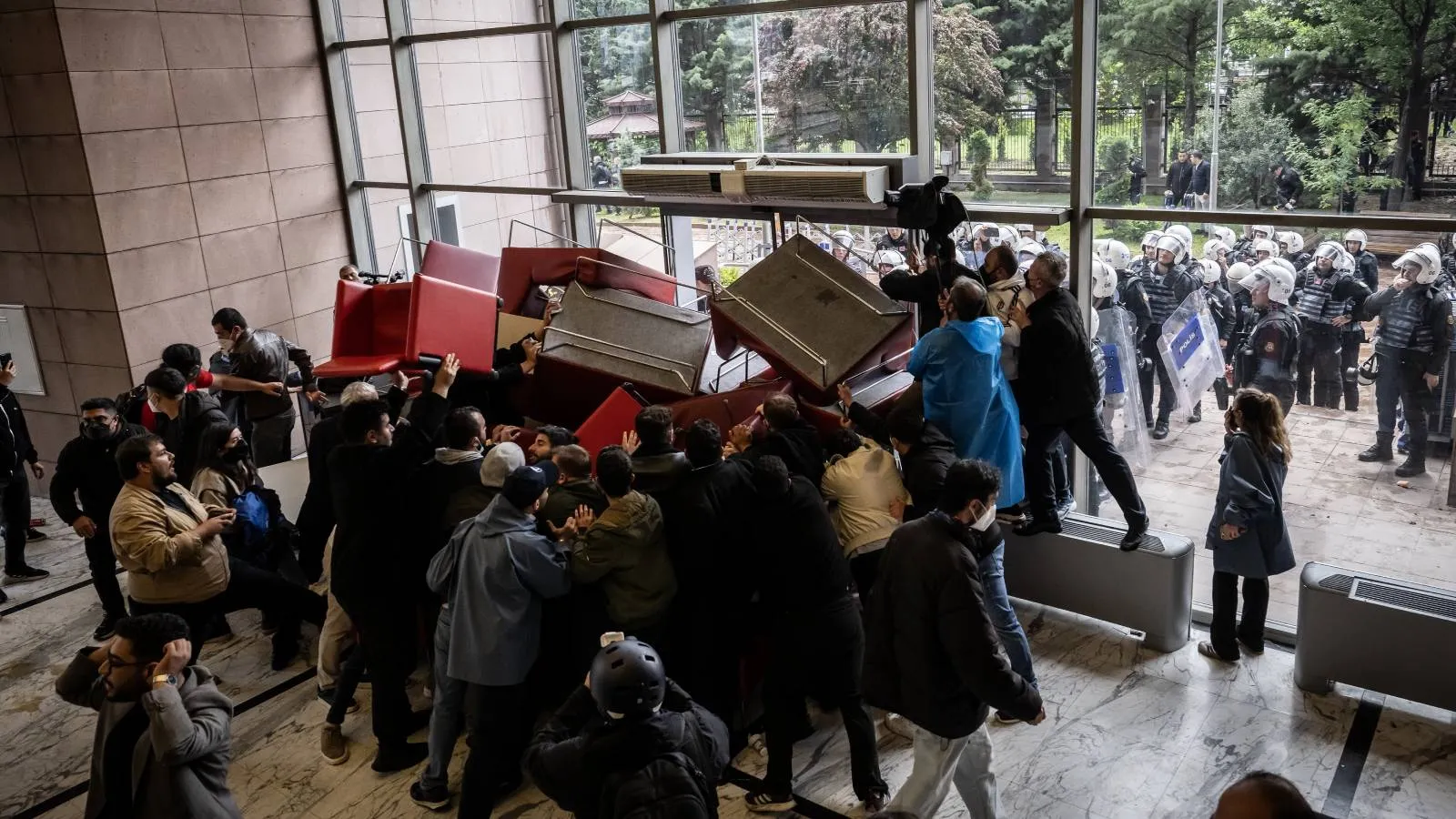 Kundakçılara geçit vermeyelim