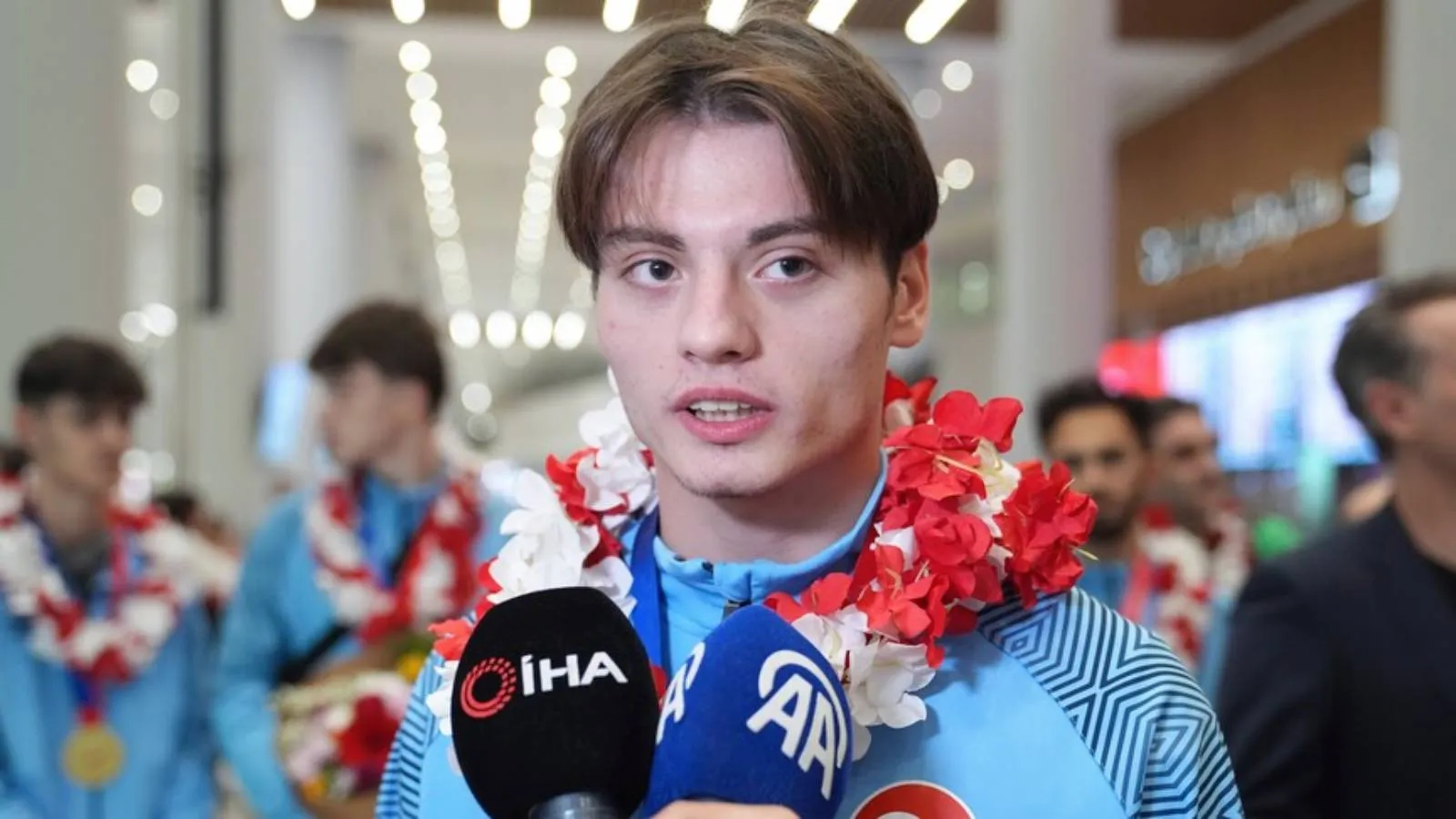 Milli sporcu Berkay Erer, Avrupa Tekvando Şampiyonası'nda altın madalyaya uzandı