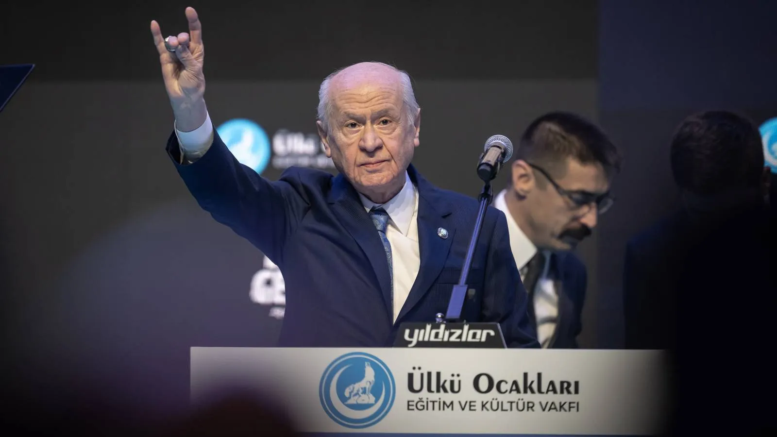 Bahçeli: Bugün ülkücünün ülkücüye sırt döneceği, alınganlıkla birbirinden uzaklaşacağı zaman değildir!