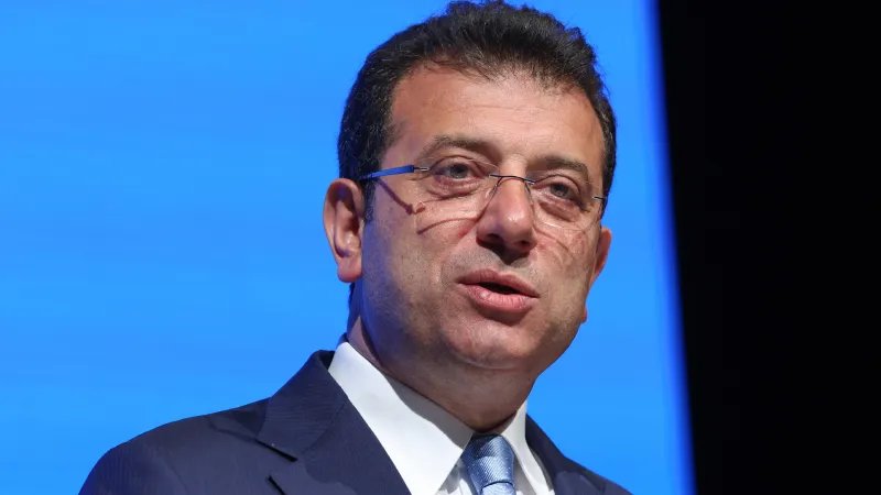 Ekrem İmamoğlu'ndan ilk 'mutlak butlan' tepkisi: Sadece CHP'ye değil, Cumhuriyet'e bir darbe; anayasal düzeni yok etmek