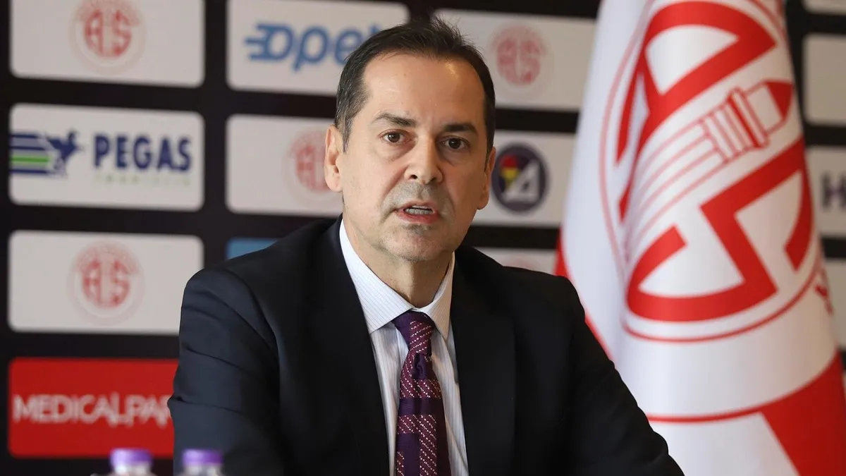 Antalyaspor Başkanı Perçin: Gençlerbirliği Trabzonspor'a kupayı verdi ligi aldı, Fenerbahçe öne geçti sonra bilerek maçı verdi; elbet bir gün hesaplaşacağız