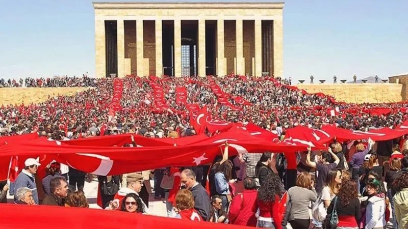 Ulusumuzun son günlerinde ne çok sorunu var!