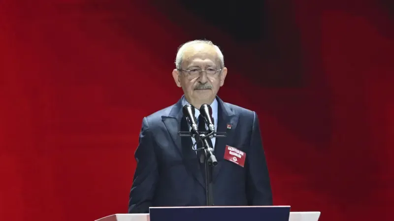 CHP'de Kemal Kılıçdaroğlu'nun seçenekleri ve önündeki riskleri neler?