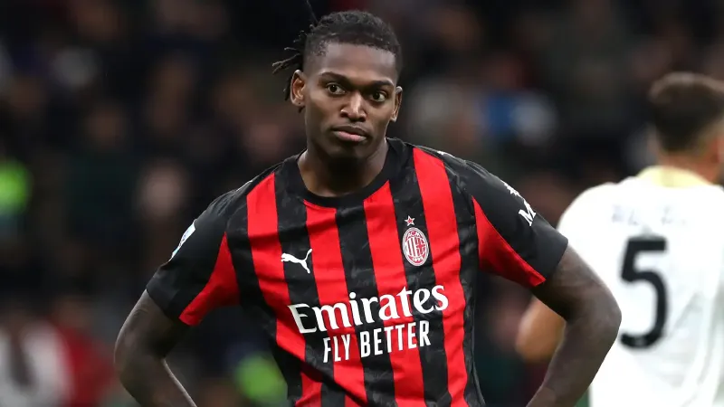 RT @T24spor: Fenerbahçe ve Galatasaray'a transfer müjdesi: Rafael Leao'dan ayrılık kararı