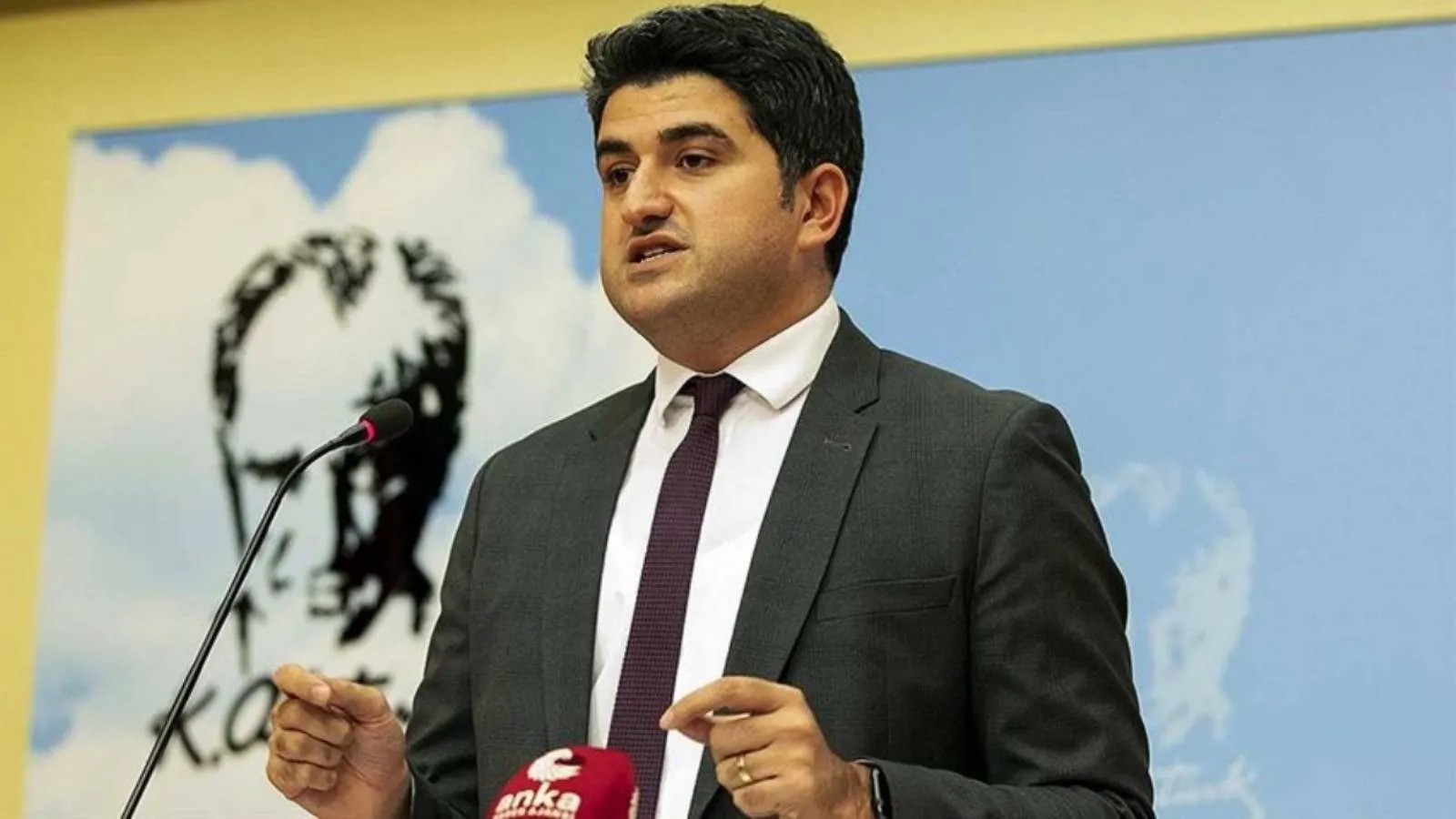 Tutuklu Ataşehir Belediye Başkanı Onursal Adıgüzel: Zulüm mü hüküm sürecek, yoksa milletin gür sesi mi galip gelecek?