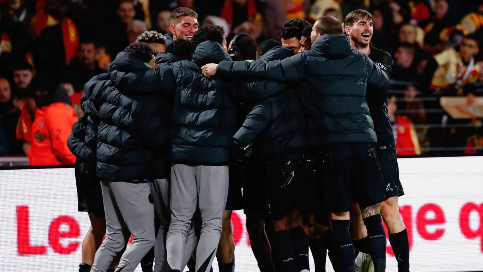 PSG, üst üste 5. toplamda 14. kez şampiyonluğa ulaştı!